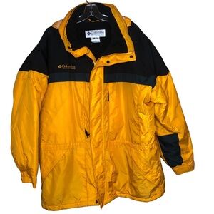 Columbia Mens Winter Ski Jacket Size XL Hidden Hood Full Zip Classic Yellow